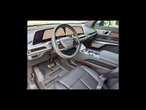 New 2026 Cadillac Vistiq Sport AWD/4WD image 13