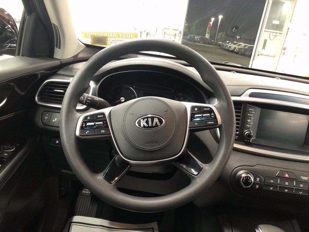 Used 2019 Kia Sorento AWD image 7