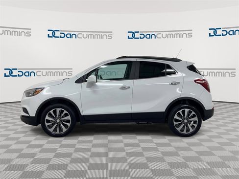 Used 2022 Buick Encore Preferred w/ Safety Package image 5
