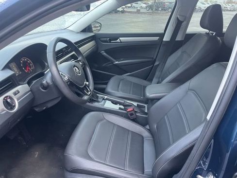 Used 2022 Volkswagen Passat 2.0T SE image 18
