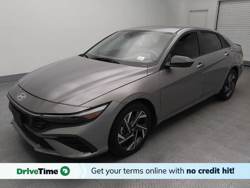 Used 2025 Hyundai Elantra Sport FWD image 1