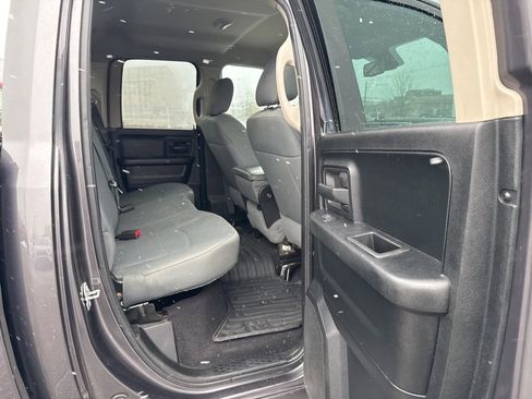 Used 2018 RAM 1500 Express image 6