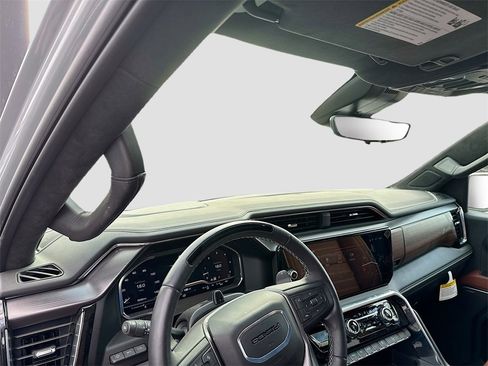 Certified 2025 GMC Sierra 1500 Denali Ultimate image 11