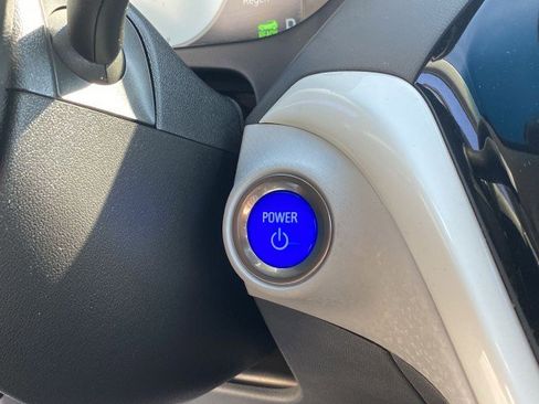 Used 2019 Chevrolet Bolt LT image 16