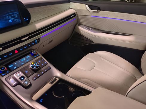 Used 2023 Hyundai Palisade Calligraphy image 21