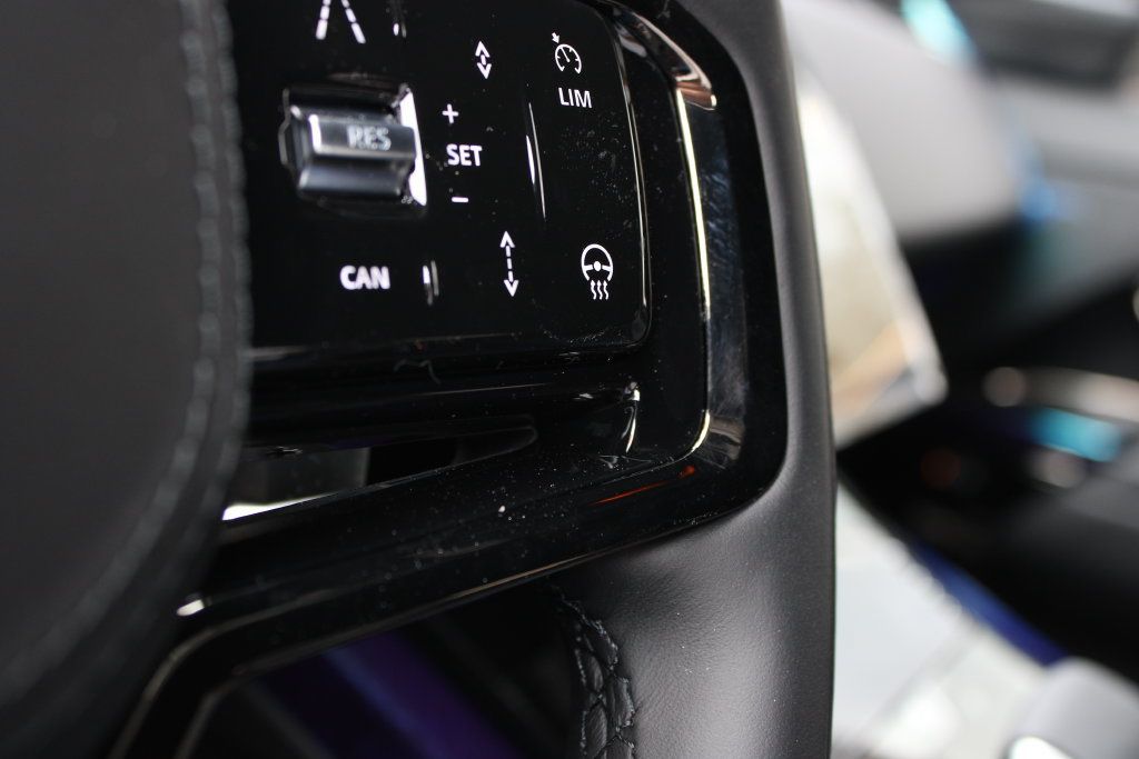 New 2027 Land Rover Range Rover Sport Dynamic SE Plug-In Hybrid AWD/4WD image 18