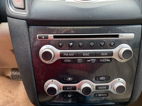 Used 2014 Nissan Maxima 3.5 SV image 40