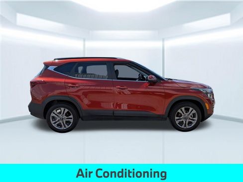 Used 2023 Kia Seltos S FWD image 8