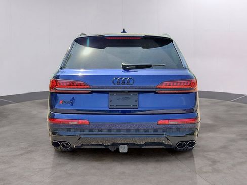 Certified 2023 Audi SQ7 Premium Plus AWD/4WD image 5