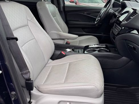 Used 2022 Honda Passport Elite image 12