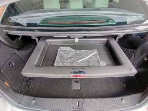 Used 2013 Mercedes-Benz E 350 Sedan image 75