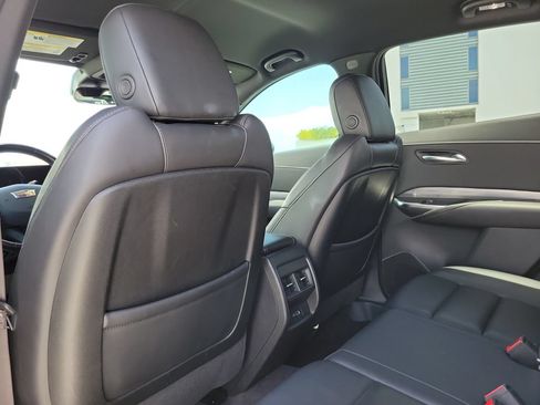 Used 2024 Cadillac XT4 Premium Luxury AWD/4WD image 14