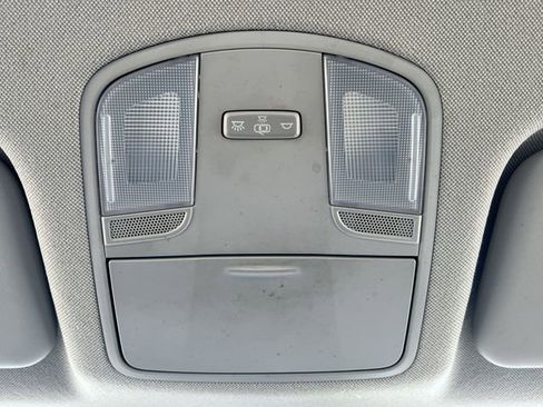 Used 2019 Hyundai Elantra SEL FWD image 28
