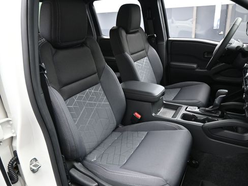 New 2026 Nissan Frontier SV w/ All-Weather Content Package image 15