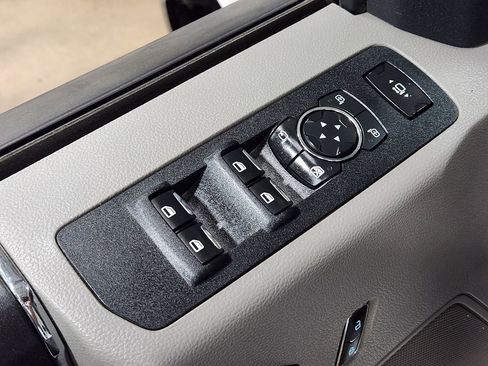 Used 2018 Ford F250 XLT w/ XLT Value Package image 44