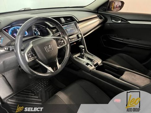 Used 2019 Honda Civic EX image 9