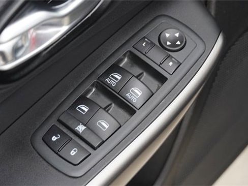 Used 2021 Jeep Cherokee Latitude Lux image 21