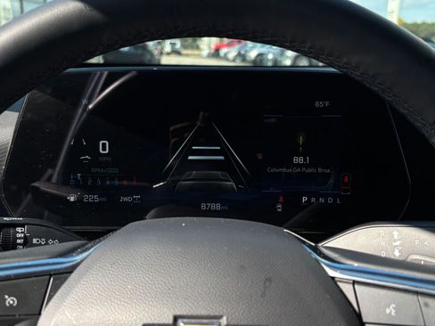 Used 2025 Chevrolet Equinox LT image 44