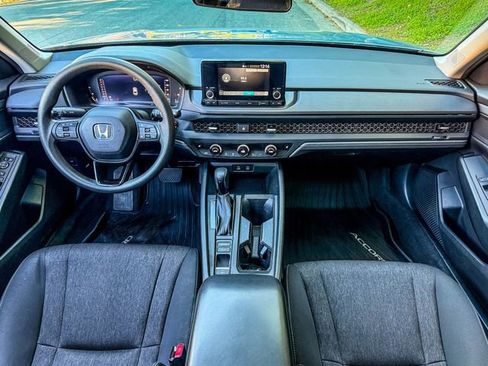 Used 2023 Honda Accord EX image 27