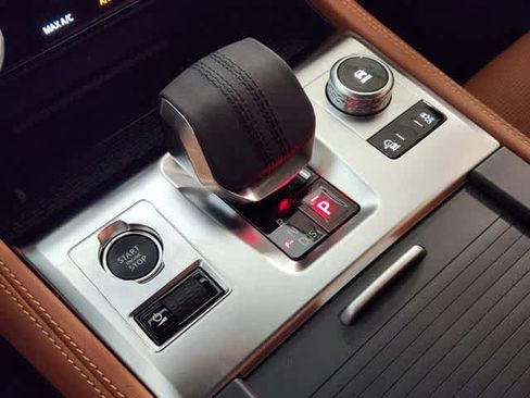 New 2026 Jaguar F-PACE R-Dynamic S AWD/4WD image 33