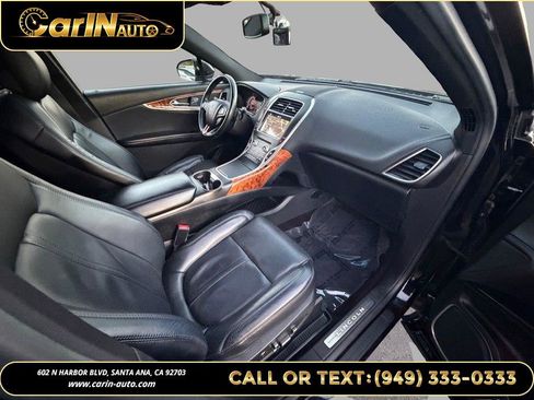 Used 2016 Lincoln MKX Reserve w/ Cargo Accessories Package image 11