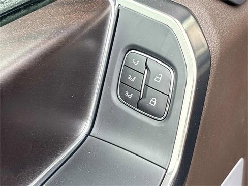 New 2025 Ford F150 King Ranch w/ FX4 Off-Road Package image 21