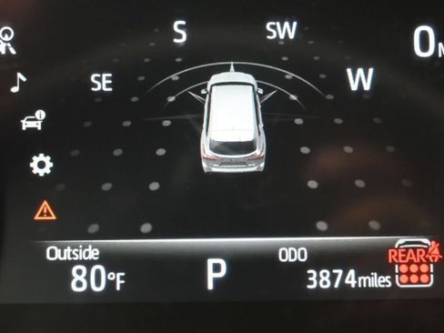 Certified 2025 Toyota Highlander LE AWD/4WD image 16