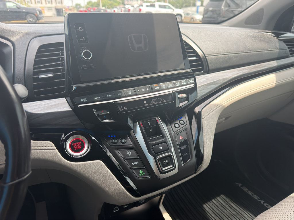Used 2025 Honda Odyssey Elite image 24