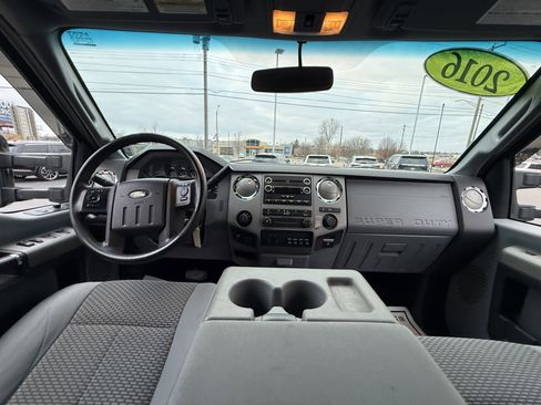 Used 2016 Ford F250 XLT w/ XLT Premium Package image 16