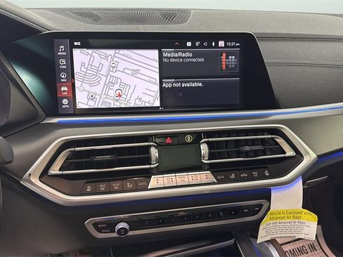 Used 2022 BMW X6 xDrive40i w/ Executive Package image 36