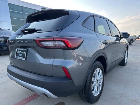 Used 2025 Ford Escape Active FWD image 26