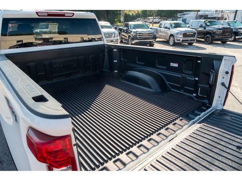 Used 2025 Chevrolet Silverado 2500 LT w/ Convenience Package AWD/4WD image 32