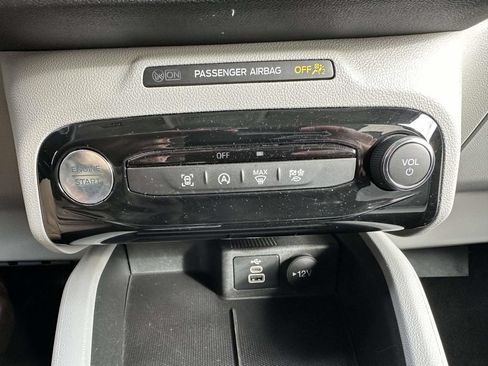 Used 2024 Ford Escape Active w/ Tech Pack #1 FWD image 24