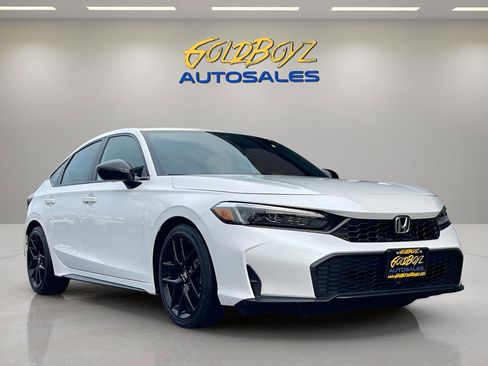 Used 2025 Honda Civic Sport image 2