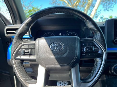 Used 2024 Toyota Tacoma TRD Sport RWD image 28