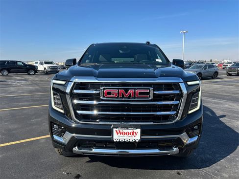 New 2026 GMC Yukon XL Elevation w/ Elevation Premium Package image 3