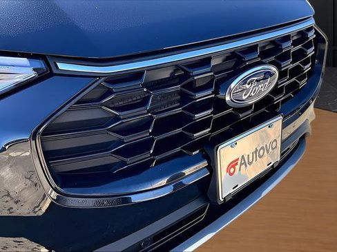 Used 2025 Ford Escape ST-Line AWD/4WD image 29