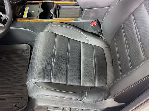 Used 2020 Honda CR-V Touring image 20