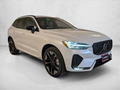 Used 2026 Volvo XC60 B5 Plus w/ Climate Package AWD/4WD image 7