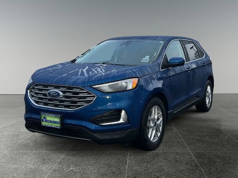 Used 2022 Ford Edge SEL w/ Cargo Accessory Package image 3