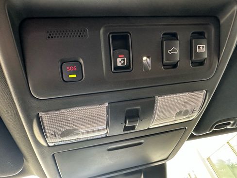 Used 2023 Nissan Titan Platinum Reserve w/ Moonroof Package AWD/4WD image 42