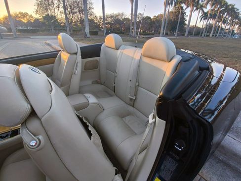 Used 2004 Lexus SC 430 SC 430 Convertible 2D image 9