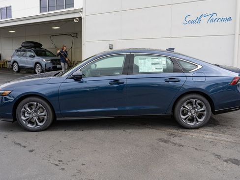 New 2026 Honda Accord EX-L image 9