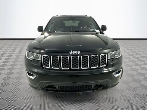 Used 2021 Jeep Grand Cherokee Laredo AWD/4WD image 2
