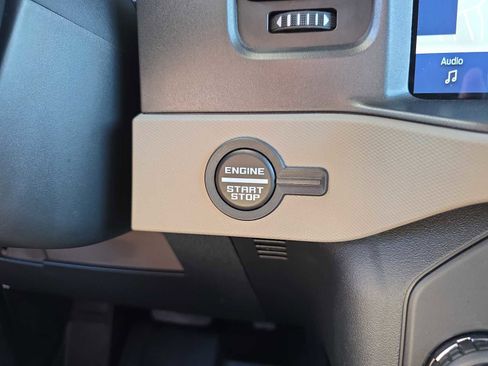 Used 2024 Ford Bronco Wildtrak image 24