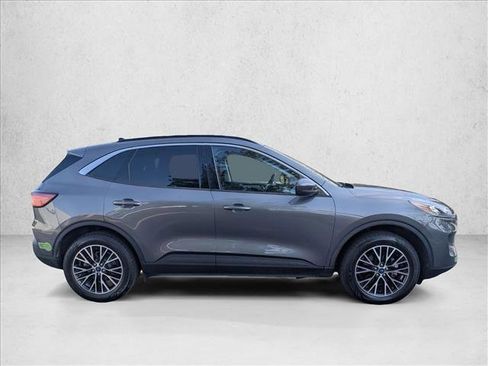 Used 2022 Ford Escape SEL w/ Technology Package image 4