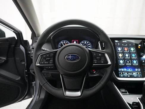 Used 2025 Subaru Outback Premium image 4