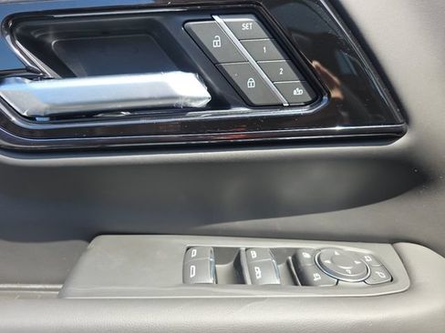 New 2026 GMC Yukon XL AT4 Ultimate w/ LPO, Floor Liner Package AWD/4WD image 27