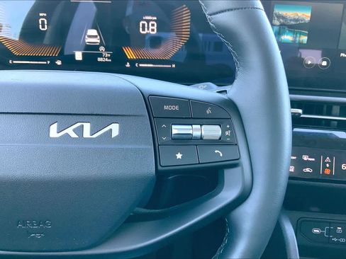 Certified 2026 Kia Sportage EX image 24