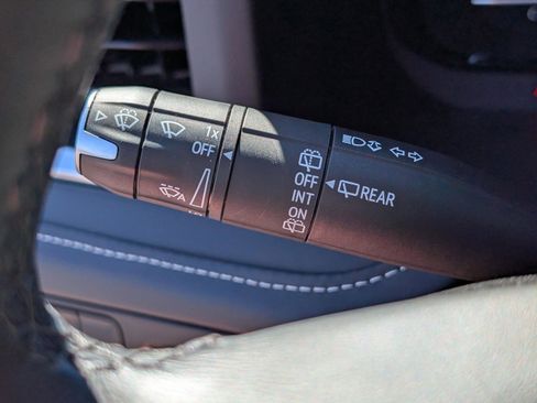 Certified 2023 GMC Yukon Denali Ultimate image 27